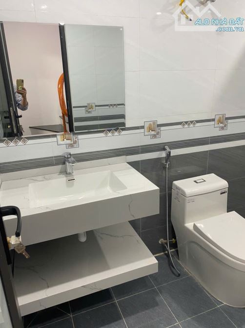 Bán nhà riêng tại Phúc Đồng, Long Biên, Hà Nội, giá siêu hời 5,2 tỷ, 30m2 - 4