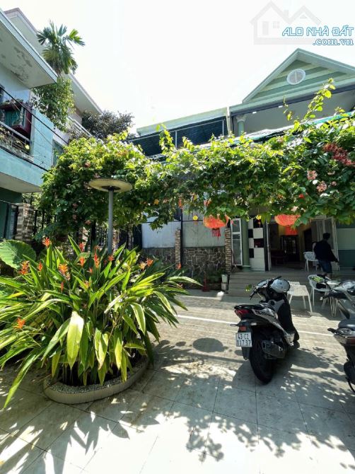 CẦN BÁN GẤP BIỆT THỰ NHÀ VƯỜN GẮN LIỀN TUỔI THƠ – GIÁ CỰC RẺ VÌ CHUYỂN CHỖ Ở - 4