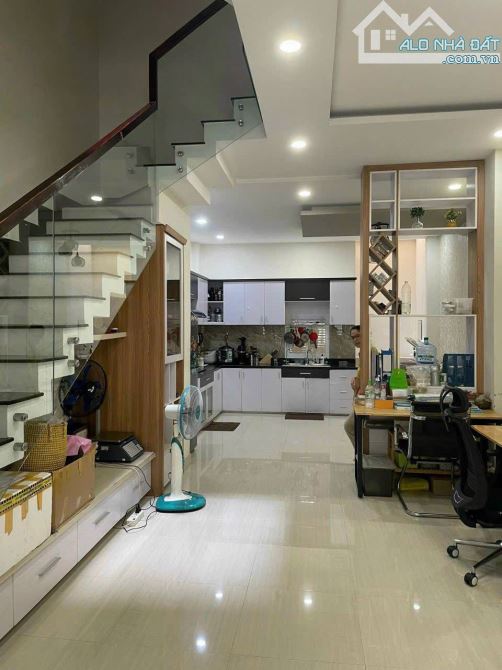 BÁN NHÀ NGUYỄN ĐÌNH CHÍNH, P 15, Q PHÚ NHUẬN, 59M, 4TẦNG, CHỈ 9.6 TỶ. - 4