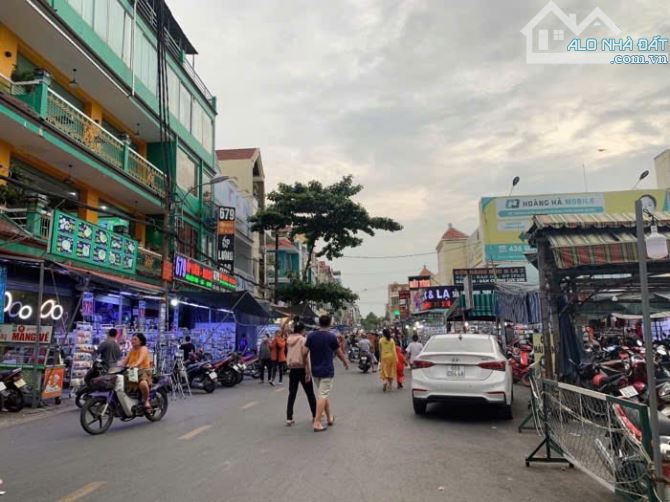 Bán nhà hẻm 679 Quang Trung 72m2 4 lầu vừa ở vừa KD ngay chợ đêm nhỉnh 9 tỷ. - 4