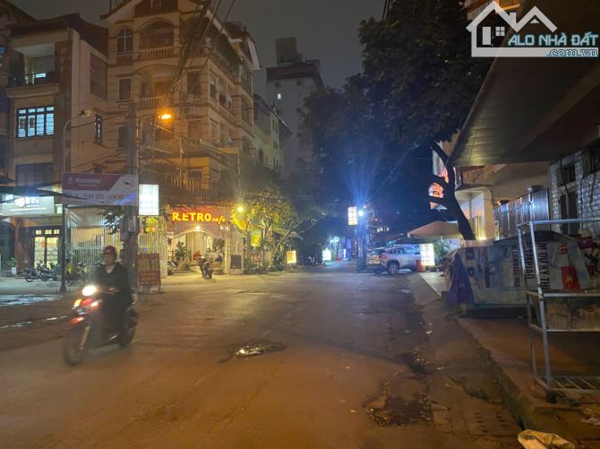 Bán nhà Phố Hoàng Quốc Việt, 55m2, 4 tầng, ô tô tránh, mặt tiền 5m, giá 16 tỷ - 5