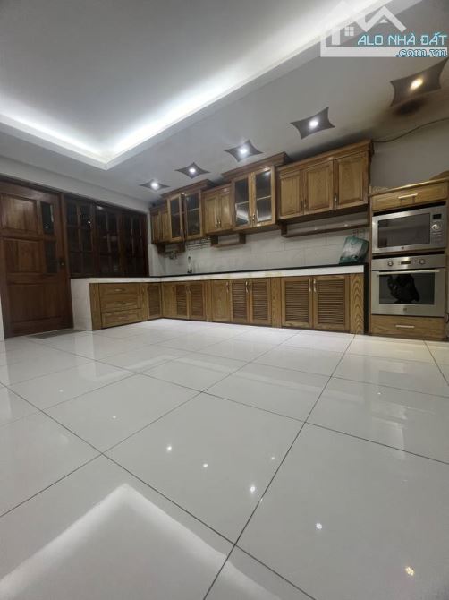 SIÊU PHẨM HXT 6M HUỲNH VĂN NGHỆ, TÂN BÌNH – DT KHỦNG 100M² (6 x 17) VƯÀ Ở VỪA MỞ VP – 12.5 - 5