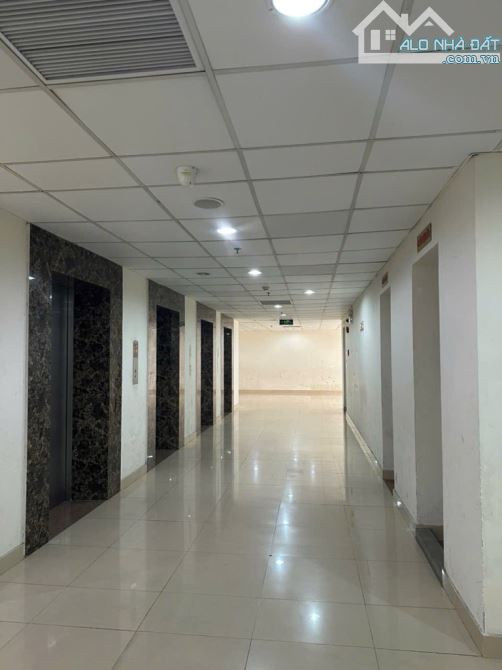 BÁN CC CT7 THE SPARKS DƯƠNG NỘI 83M2 TẦNG TRUNG GIÁ 4,X TỶ - 5
