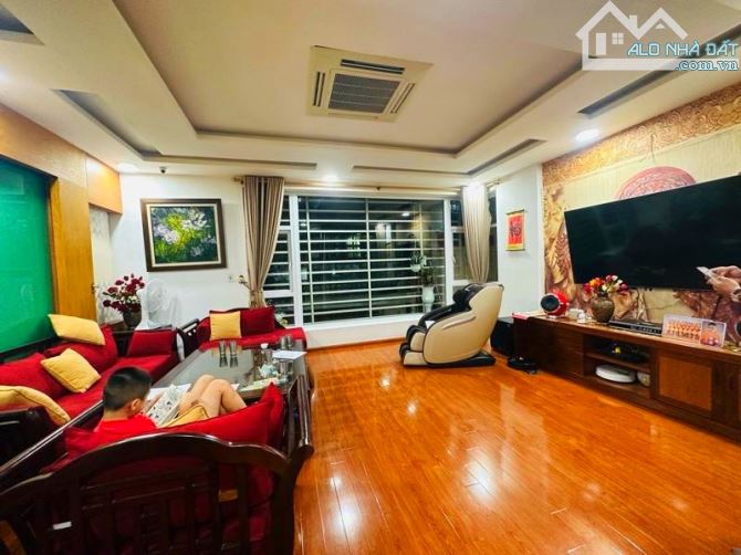 THÁI HÀ - ĐỐNG ĐA  - 63M2 - 2 MẶT TIỀN 6.6M - NGÕ THÔNG Ô TÔ KINH DOANH - CHỈ 20.5 TỶ - 5