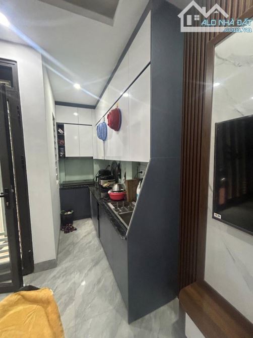 Vip vip tâm mai.ngõ thông .gần đường oto . Nhà mới .đep.chắc chắn. - 5