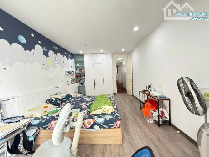 SIÊU PHẨM KIM ĐỒNG – GIÁP BÁT NHÀ ĐẸP MỚI – Ô TÔ TẢI ĐỖ CỬA – KINH DOANH ĐỈNH – 3 BƯỚC RA - 5