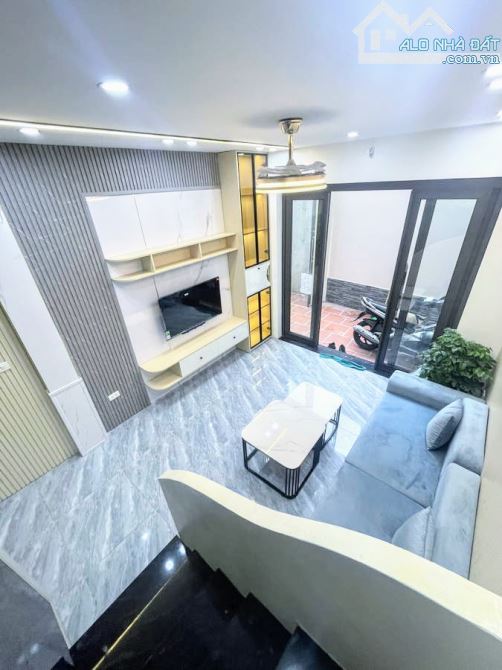 HẠ CHÀO PHỐ NGỌC THỤY DT45m-4 Tầng Thang Máy, Full Nội Thất -MT 3.6m- Giá 8.2T - 5