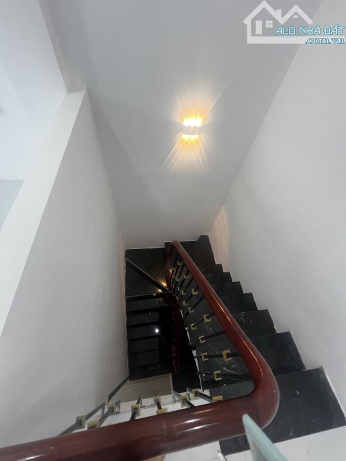 CHÍNH CHỦ BÁN NHÀ PHỐ NGUYÊN KHIẾT HIẾM CÓ 15M 5 TẦNG  SỔ RIÊNG , 10M Ô TÔ. - 5