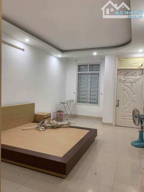 Nhà  62m2 dân xây độc lâp, mặt đường Đào Nhuận - Trại lẻ, - 5