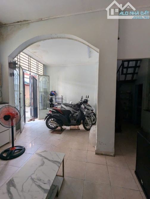 SIÊU PHẨM NHÀ P12-GÒ VẤP NGANG 6M – HẺM XE HƠI THÔNG 5M – CHỈ NHỈNH 4 TỶ - 5