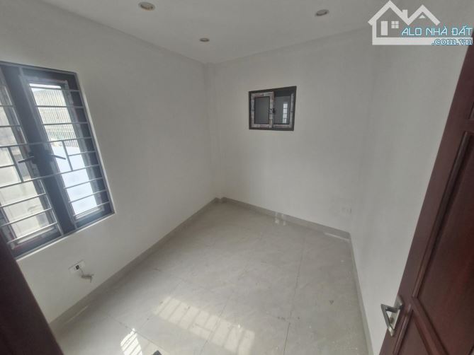 NHÀ ĐẸP HÀ ĐÔNG – Ô TÔ ĐỖ GẦN 5M – 5 TẦNG - MỚI XÂY – NHỈNH 5,7 TỶ - 5