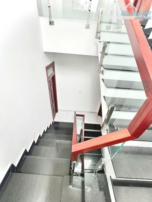 NHÀ ĐỊNH CƯ ĐƯỜNG Ô TÔ PHAN CHU TRINH 74M 3 TẦNG GIÁ 6.1 TỶ - 5
