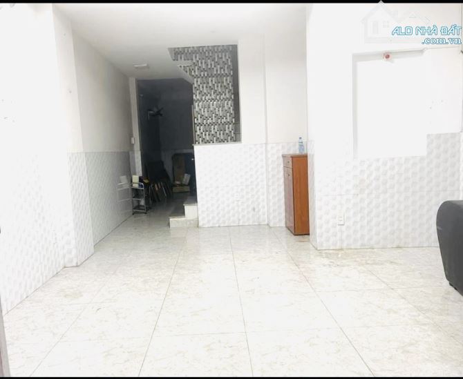 CẦN BÁN NHÀ 4 TẦNG,5PN - QUẬN 3 - H3G - LÝ CHÍNH THẮNG - DT: [ 4m x 10m ] - CHỈ 5,2 TỶ TL - 5