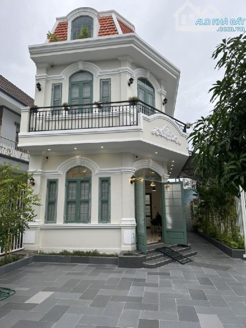 CẦN BÀN BIỆT THỰ GÓC SIÊU ĐẸP - 3 TẦNG - MẶT TIỀN ĐƯỜNG NGUYỄN BÌNH - KINH DOANH ĐỈNH - 5
