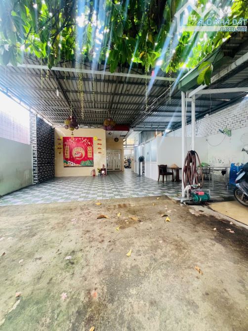 SIÊU RẺ - BÁN GẤP MẶT TIỀN ĐƯỜNG 41 – CÁCH PVĐ CHỈ 20M – NGANG KHỦNG 8M – DIỆN TÍCH 400 - 5