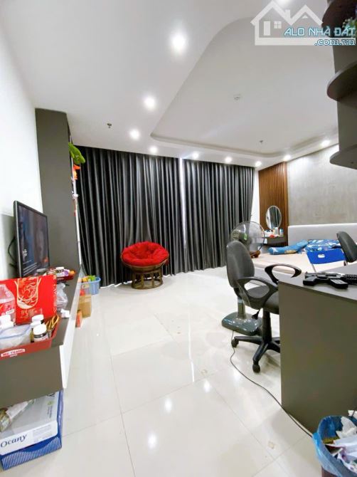 HOT 62 Nguyên Hồng, Đống Đa, phân lô, đường ôtô tránh, m.tiền khủng 5.5, 70m chỉ 27.5 tỷ - 5