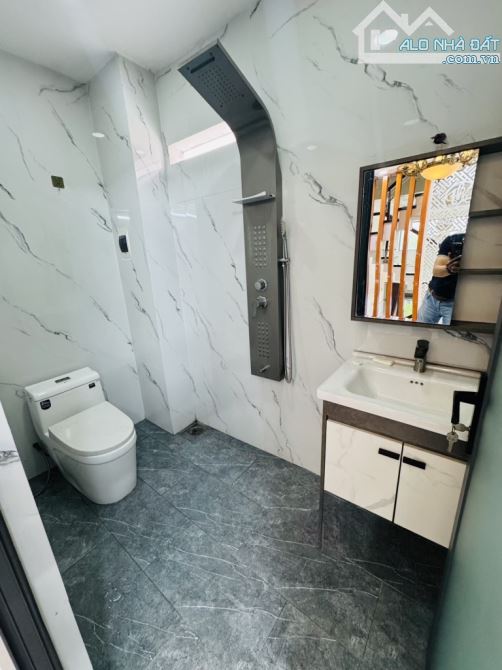 KHU PHÂN LÔ TÂN TẠO- NHÀ ĐẸP 5 TẦNG Ở VÀ KINH DOANH - GIÁ TRỊ TƯƠNG LAI DT 4X13 GIÁ 5.3 TỶ - 6