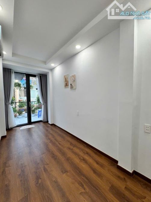 NHÀ NHỎ XINH- HXH- 2 TẦNG 26M2- GẦN NGÃ TƯ PN, PHAN ĐÌNH PHÙNG- 4,59 TỶ - 6