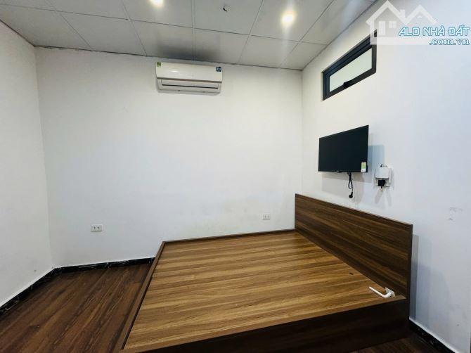 Bán Tòa Nhà Cách Phố Võ Chí Công 10m – Cầu Giấy – DT 176m² – 9 Tầng – Mặt Tiền 8m – Giá 72 - 6