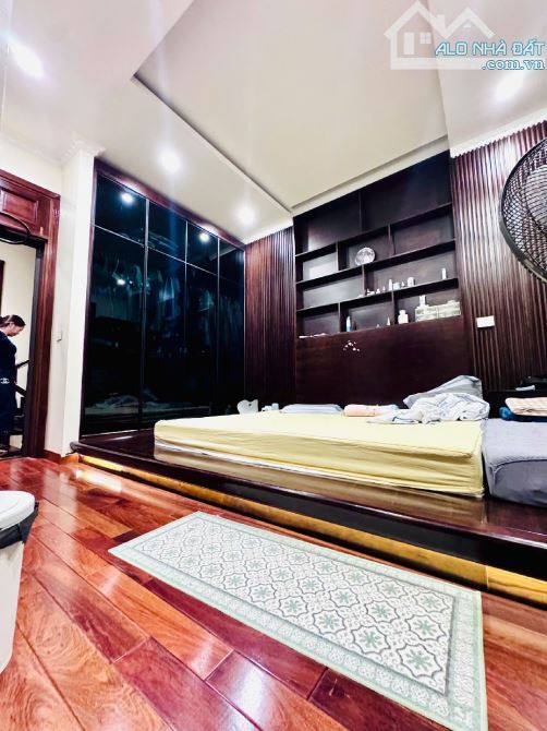BIỆT THỰ NHÀ VƯỜN MỸ ĐÌNH - VỊ TRÍ KIM CƯƠNG ĐẦU TƯ SIÊU ĐỈNH DT130m2 4T MT8m - 6