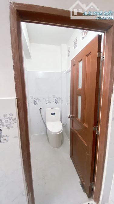 Gvap. mặt tiền KD mọi nghành nghề. Nhỉnh 3 tỷ - 6
