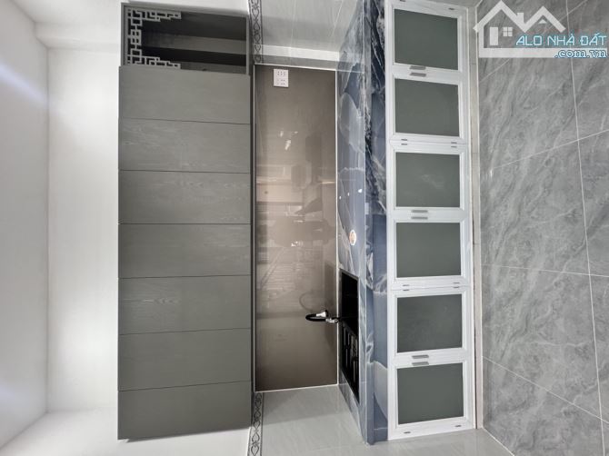 Bán nhà Nguyễn Sỹ Sách, P15, quận Tân Bình. DT 38.4m2 x 2 tầng - 4 x 9.6 . Giá 3.42 tỷ TL - 6