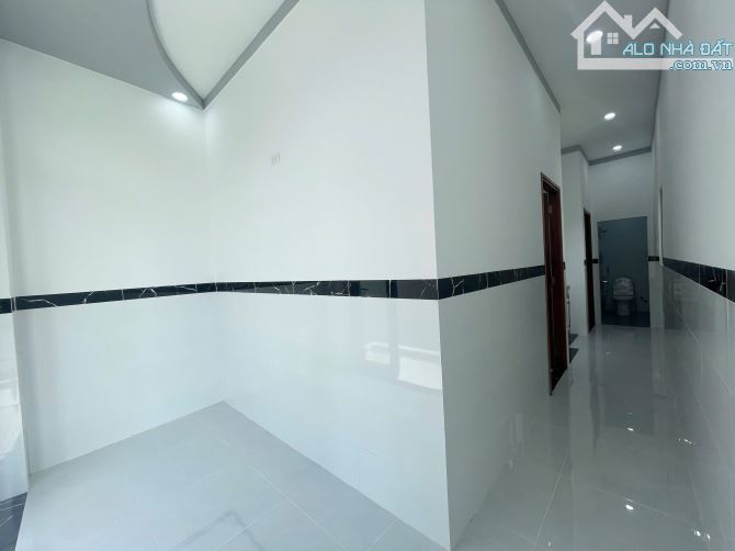 Bán nhà góc 2 mặt tiền 1T 1L, DTSD 88m2. P_QUANG VINH - Biên Hoà Giá chỉ 2ty550  • - 6