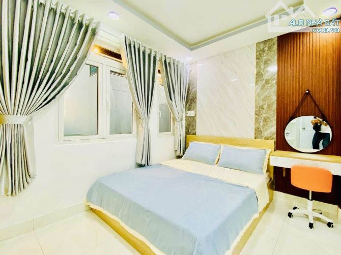 Bán nhà gần công viên Làng Hoa Gò Vấp – 2 lầu ST – hẻm xe hơi – chỉ 3 tỷ ++ - 6