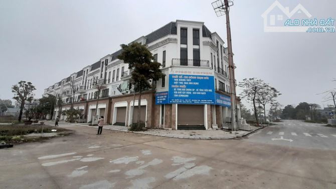 nhà 4 tầng mới mặt quốc lộ 1A cách hồng đức 1km giá 4250. - 6