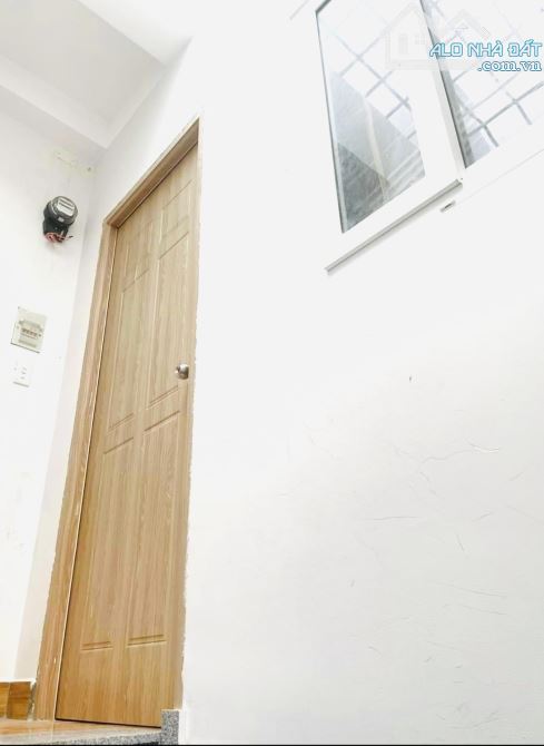 CẦN BÁN NHÀ 4 TẦNG,5PN - QUẬN 3 - H3G - LÝ CHÍNH THẮNG - DT: [ 4m x 10m ] - CHỈ 5,2 TỶ TL - 6