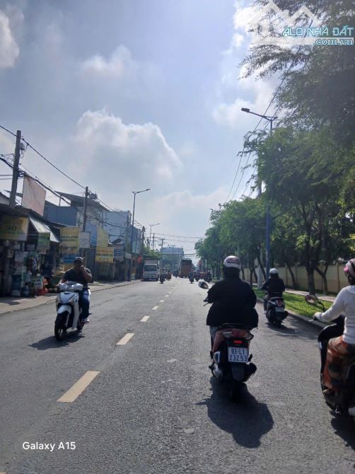 🏡BÁN GẤP NHÀ TRƯƠNG THỊ HOA, QUẬN 12 – HẺM XE TẢI, 100M² (5m x 20m) – GIÁ CHỈ 6.55 TỶ - 6
