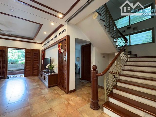 🌿 BÁN BIỆT THỰ VƯỜN ĐÀO –TÂY HỒ – VIEW VƯỜN HOA  – THANG MÁY- 231m2 - MT 15M - GÍÁ 129 TỶ - 6