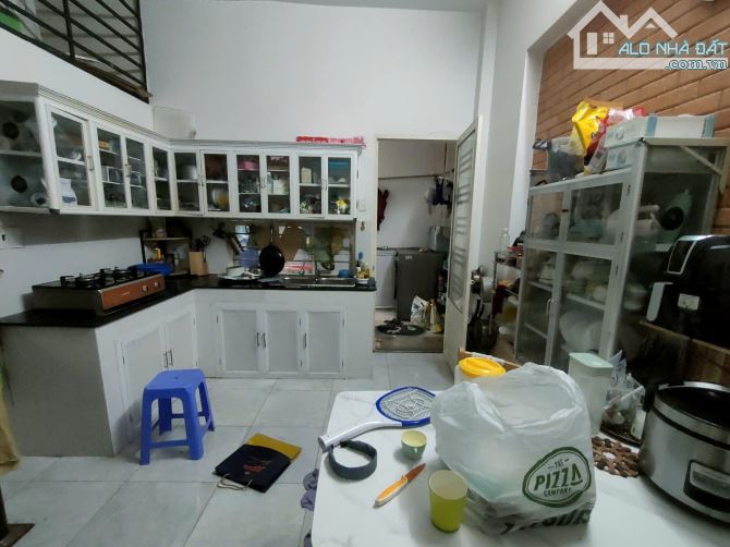 NHÀ 2 TẦNG – XE HƠI NGỦ TRONG NHÀ – NGANG KHỦNG 6M – GẦN VẠN PHÚC CITY – 96M² CHỈ 6.5 TỶ - 6