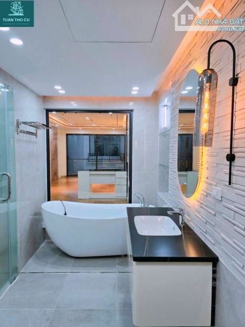 🔥 MẶT PHỐ TAM TRINH – VỈA HÈ RỘNG – VIEW HỒ – 5 TẦNG – KINH DOANH ĐỈNH – 65M² - GIÁ YÊU - 6