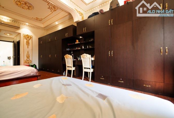 MT Bến Phú Lâm Phường 9 Quận 6 DT: 132m2 - 2 tầng -(5.3x20) Giá: chỉ 15.9tỷ TL. - 6