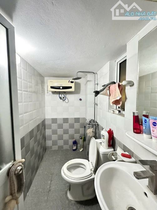 Bán nhà 3 tầng sau 1 nhà mặt đường Nguyễn Công Hoà - Lê Chân - Hải Phòng - 7