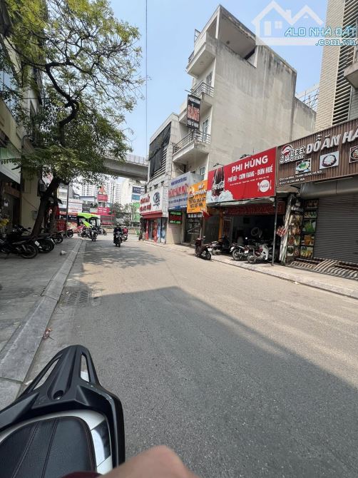 SIÊU HOT! Hạ Đình, Thanh xuân, 50m ra phố, trung tâm thanh xuân, 29m2, Chỉ 6,5 tỷ - 7