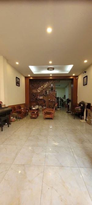 BÁN GẤP TRONG THÁNG ĐỂ ĐỊNH CƯ – MẶT TIỀN NGUYỄN ĐÌNH CHÍNH – 154M² – 3 TẦNG - 7