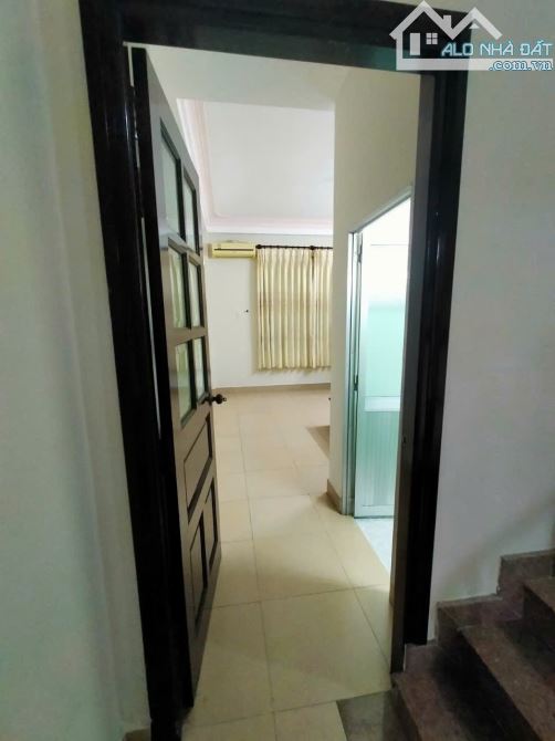 NHÀ 1TRỆT 3LẦU KDC SẦM UẤT NGAY HOÀNG DIỆU 2 4X24M 6P - 8