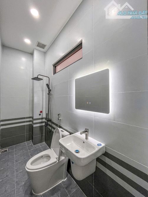 Nhà 2 Lầu Sổ Riêng 5x25m Ngay Cuối Đường Đồng Khởi Cách TT Biên Hoà 5p - 8