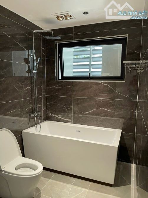 Cho thuê căn hộ 2 phòng ngủ cao cấp giá chỉ còn 11tr tại KĐT Waterfront - 8