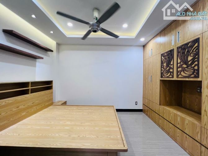 SIÊU PHẨM HXH QUANG TRUNG - CHDV - 7,38 TỶ - 8
