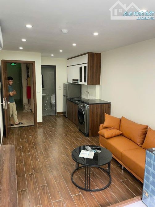 Bán toà CHDV phố Thịnh Quang, lô góc, 92m2 x 7 tầng, dòng tiền 110 triệu/tháng, 5m ra phố - 8