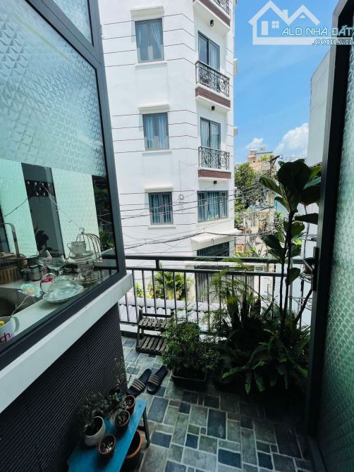 Bán nhà 2 mặt hẻm Nguyễn Thái Sơn P.4 Gò Vấp 70m2 ngang 4.4m giá 7.5 tỷ - 8