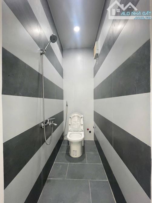 Bán nhà góc 2 mặt tiền 1 trệt 1 lầu sổ riêng thổ cư p. Quang Vinh - 8