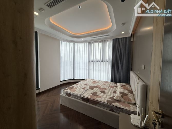 Cho thuê căn 3.5 phòng ngủ full đồ Diamond Crown Doji giá 23 triệu bao phí quản lý. - 8