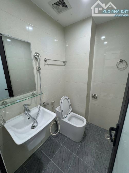 Cho Thuê CCMN Ngõ 82 Kim Mã  Ba Đình 30m2 Studio Ban Công Cửa Sổ Thang Máy Gần Chợ - 8
