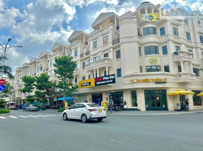 Nhỉnh 20 tỷ có CHDV ngang 10m 6 lầu 20PN 115m2 thu nhập 115tr gần Cityland Thống Nhất. - 8