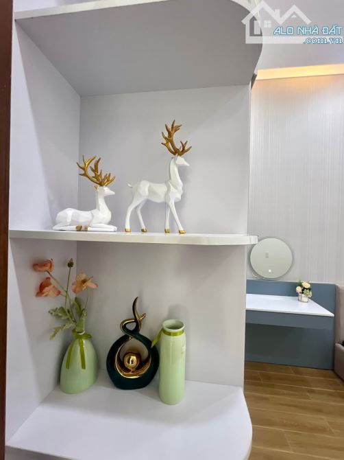 Bán nhà sát bên KDC Hiệp Thành 1, tp Thủ Dầu Một. 3p ngủ, sân ôtô,...đường ôtô thông. - 9