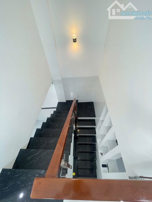 Bán nhà góc 2 mặt tiền 1T 1L, DTSD 88m2. P_QUANG VINH - Biên Hoà Giá chỉ 2ty550  • - 9